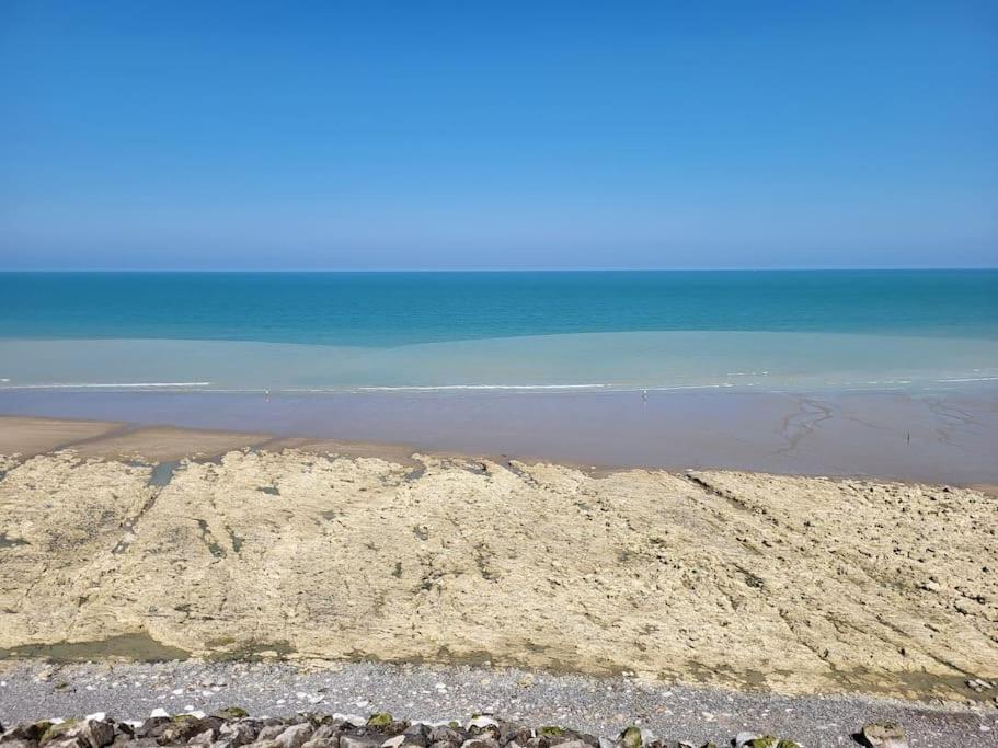 Appartement Vue Mer A 100 M De La Plage Ольт Екстер'єр фото